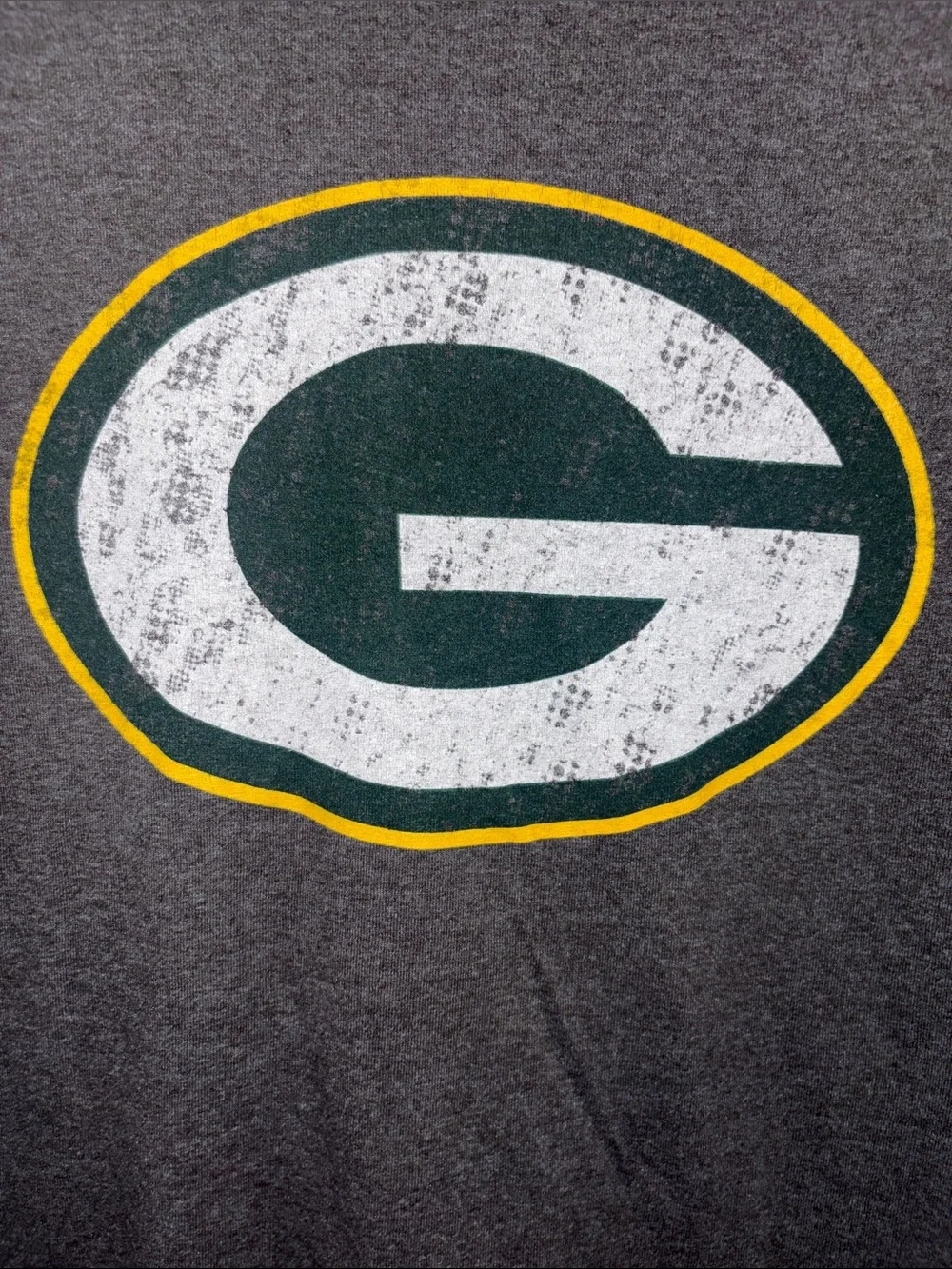 Team Apparel Green Bay Packers Distressed Logo Tee